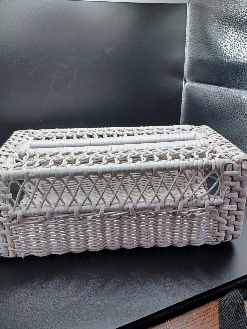 Vintage Woven White Wicker Rattan Kleenex Tissue Box Cover Holder Natural
